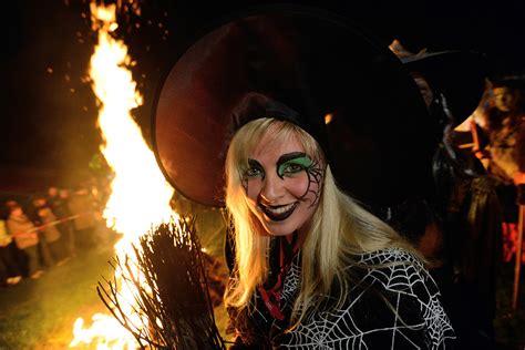 Explode witch costume